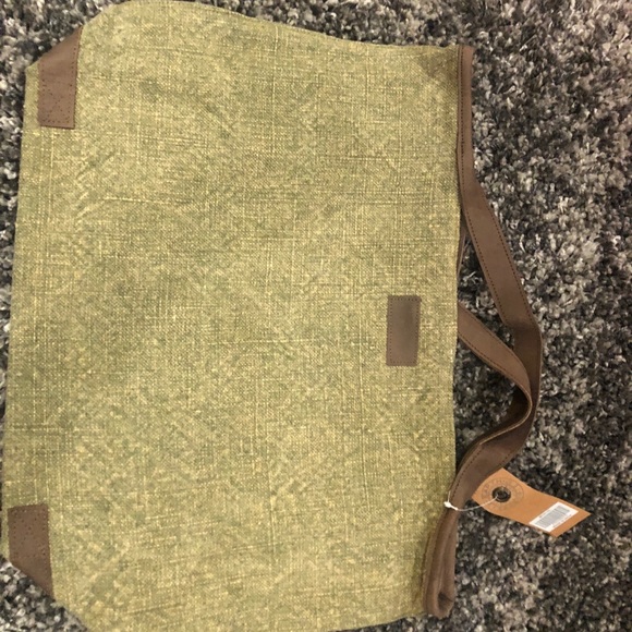 Handbags/totes - Picture 3 of 6